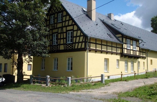 Mar.Lazne:Renov. Farmstead with six en-suite double rooms,2 kitchens non-smoking