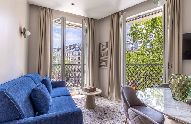 Marais - 2 Bedrooms 2 Living rooms in Paris