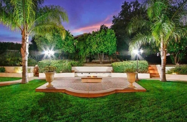 @Marbella Lane - Stylish 1BR Villa with Luxe Touch