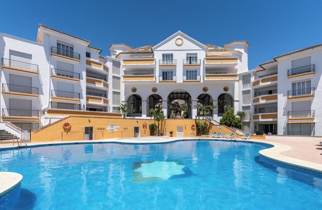 Marbella Luxury Penthouse 100m from beach, huge terrace and sea views