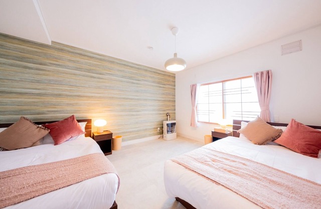 March 2024 OPEN Furano ski resort 5 min Max 10 people Great view from windows Fully renovate/Furano Hokkaidō