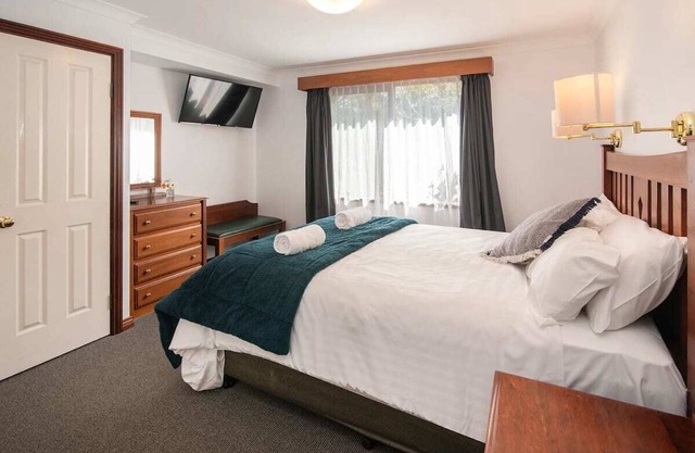 Marguerite Studio - central town & pool