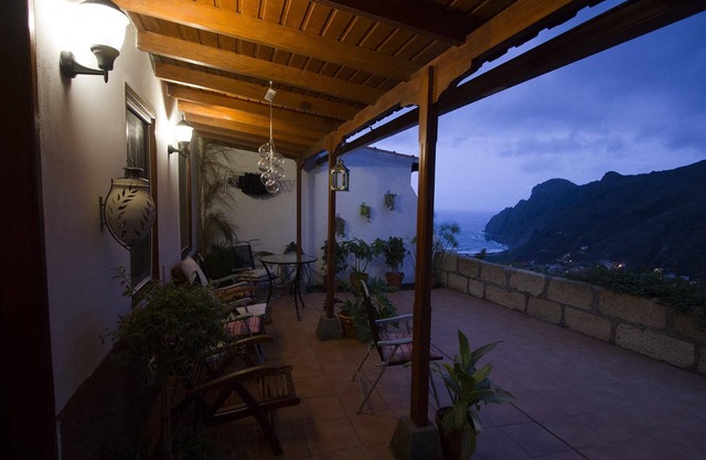 Maria-House-Ensuite with Shower