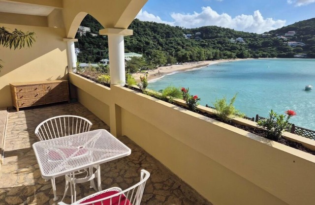 Mariposa E1 nWonderful sea-view family-friendly tropical condo for long stays!