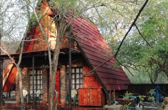 Marloth Park "Maroela" next to Crocodilebridge Kruger Park - Africa Sepungu
