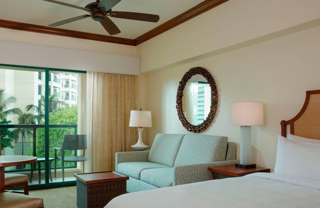 Marriott's Ko Olina Beach Club - Luxury 2 Bedroom Villas