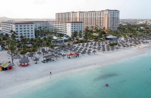 Marriott Surf Club owner weeks always discounted - Luxury timeshare
