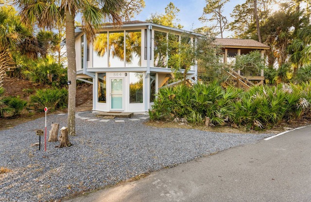 Marsh View Treehouse Retreat on Fripp Island