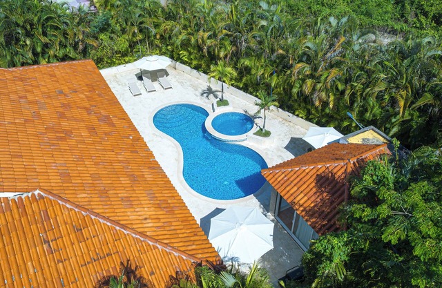 Marvelous 5-bedroom villa with AC in Juan Dolio