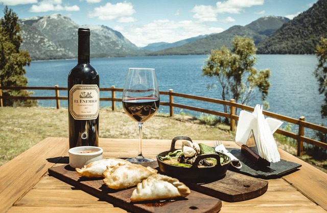 Mascardi Park Lodge & Hotel