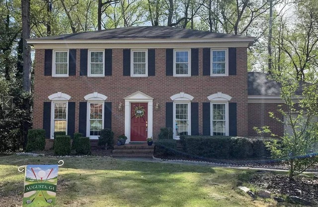 Masters Rental 5br 3.5ba; Less than 4mi from Augusta National with putting green