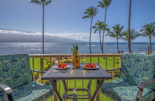 Maui Stunning Prime Ocean Front View of the Bay and Haleakala! *Maalaea Kai 212*