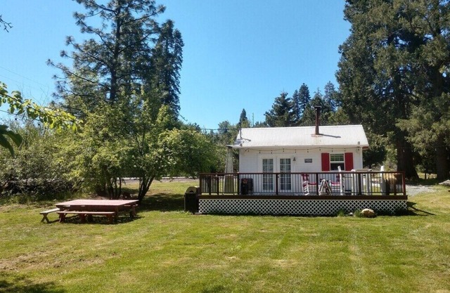 Meadow Creek Cabin - Camino, CA