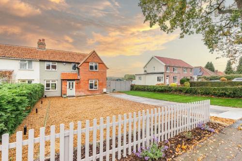 Meadow View Cottage By Leap Escapes