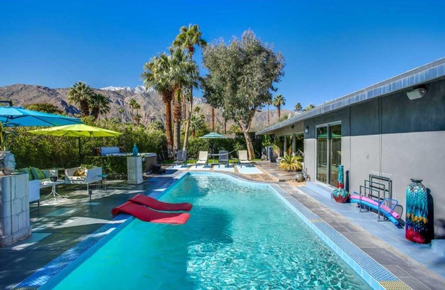 Meet Me in Palm Springs! Permit# 4146