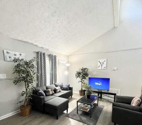 Memorable and Enjoyable Near all the Action in Athens