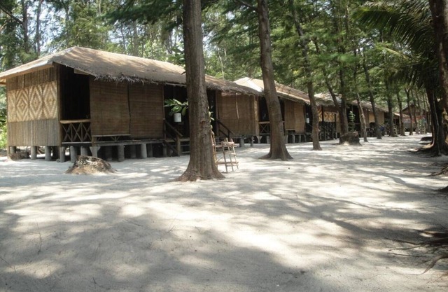 Menjangan Resort with an Ocean View, White Beach Sand and Mountain layout!