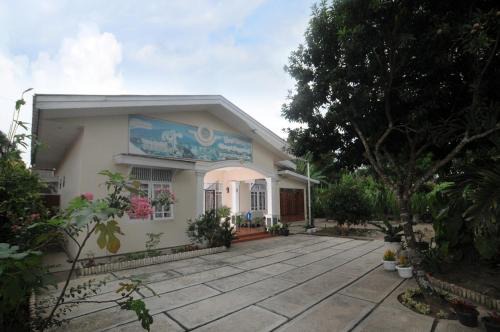 Merapi Singgalang Guest House