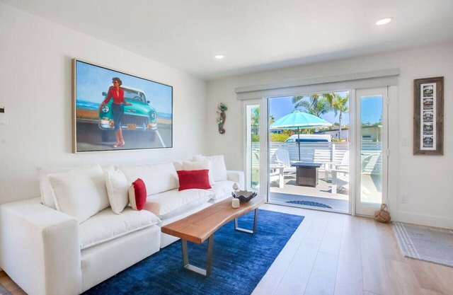 Mermaid Cottage with Ocean View