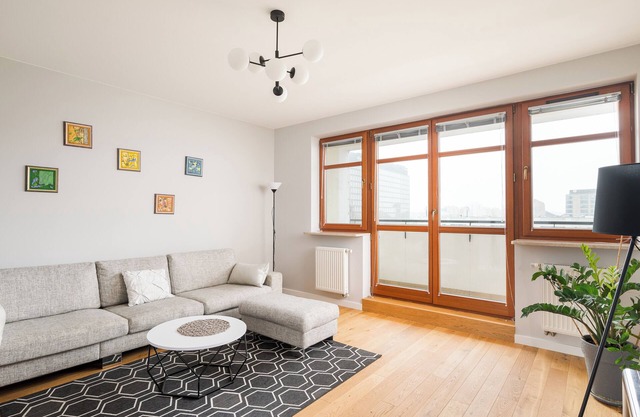 Metro Wilanowska Deluxe Apartment