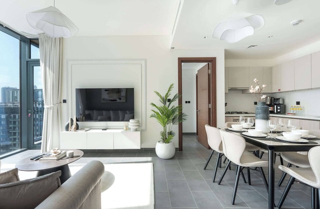 Meydan One sleeps 6 in an Amazing Apartment!