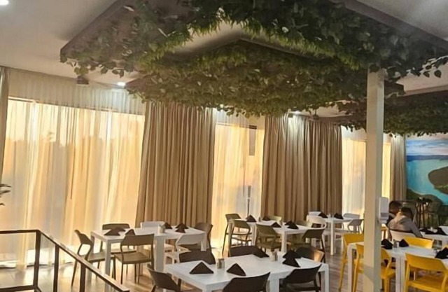 Mi Tierra Aeropuerto Hotel y Restaurante