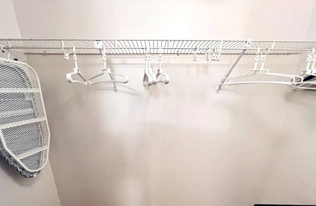 Miami Beach Ocean side condo Internal name: 424 (A)