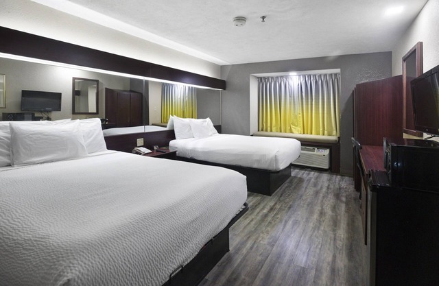 Microtel Inn & Suites by Wyndham Meridian