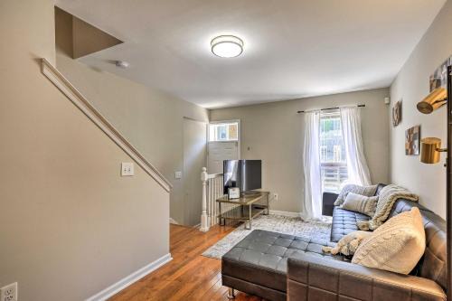 Midtown Baltimore Hub Half Mi to Penn Station