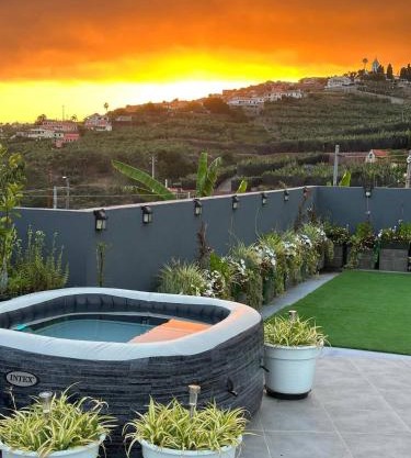 Miguels Seaview Corner