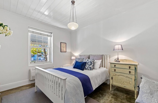 Milk + Honey House is a contemporary, comfortable 1850's cottage, near Angaston