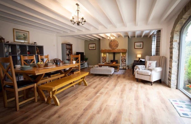 Millfield Cottage – Moors Retreat with Garden Views