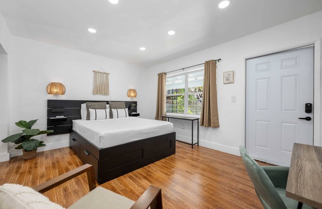 MIMO5-4 | cozy corner of Miami's Modern District