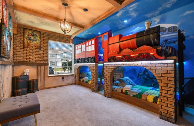 Minecraft Alice and Hogwarts Rooms with Star Wars Loft and Private Pool