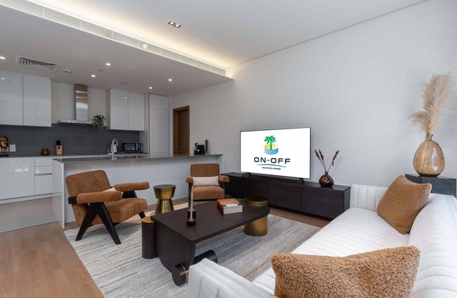 Minimal Luxe huge size apartment