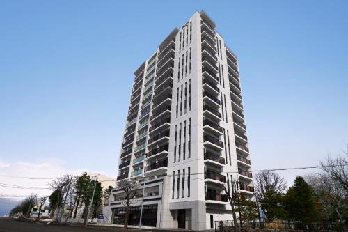 Minn Kitahiroshima Station East