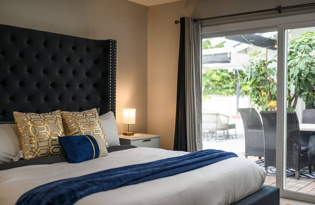 Mins to Disney! Luxury 4BD - Pool & Arcade