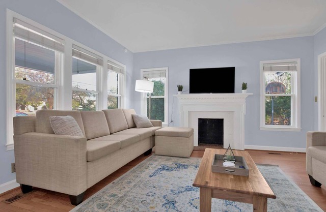 Mins to Downtown & Ft Bragg! Crafty in Haymount