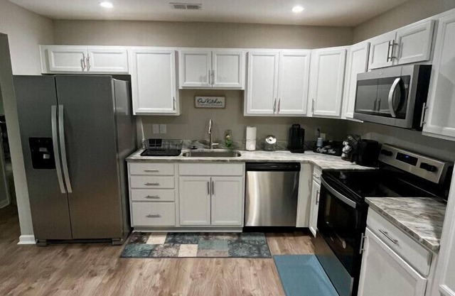 Mint Julep in N. Charleston