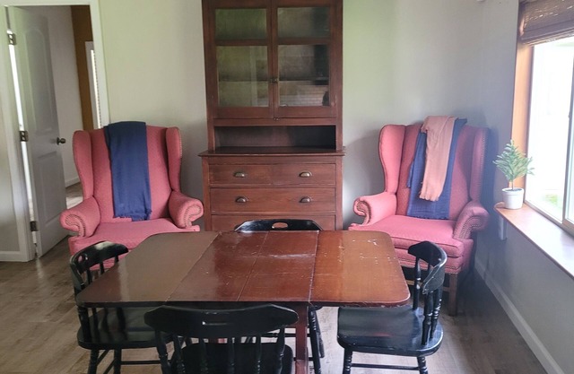 Minutes from Beach and The Redwoods