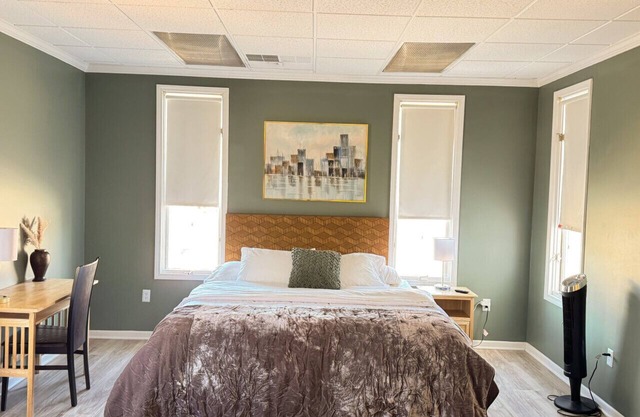 Minutes from Downtown and New Ball Field