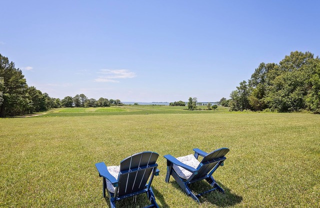 Minutes from Downtown Cambridge and Downtown Easton | 104+ Acre Farm