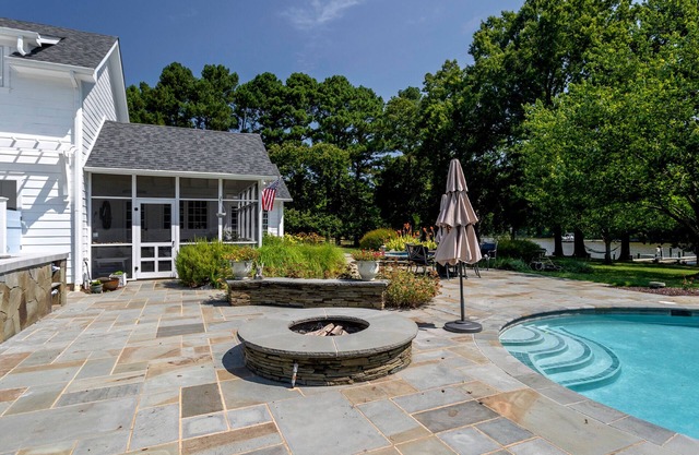 Minutes from Downtown St. Michaels | Pool | Outdoor Kitchen | Private Dock | Hot