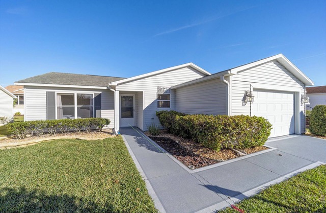 Minutes to entertainment, activities and more!