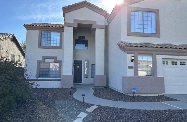 Minutes to spring training, and large comfortable 5 bedroom home.