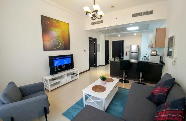 Mirage 1 Residence New Beautiful, Modern Apartment with balcony Dubai Silicon Oasis