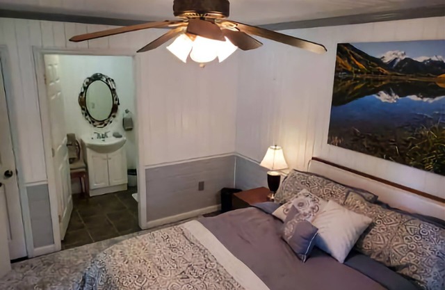 Misty Morn Suite in Cascade Inn at Fall Creek Falls