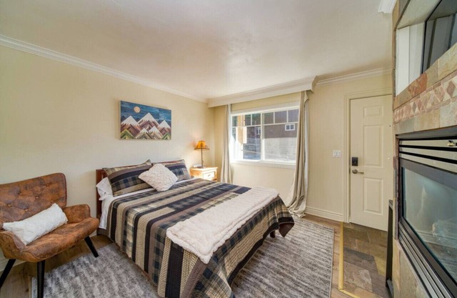 MML Queen ADA (Multi- Listings)