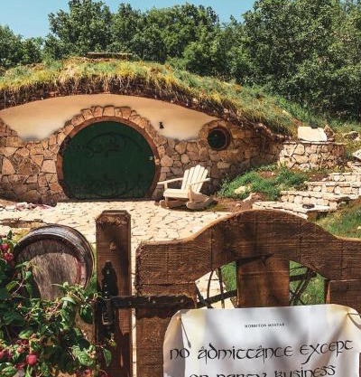 Mobbiton Mostar - Magical Underground Retreat