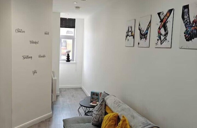 Modern 1Br Sleeps3 - City Centre Location